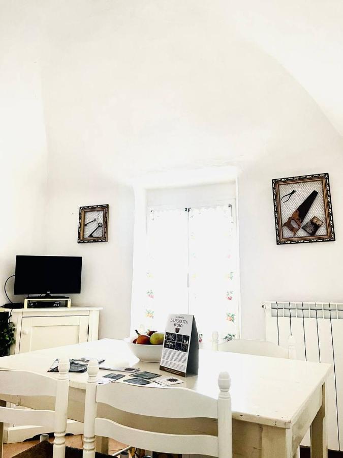 Ca' De Raffe' Apartamento Lingueglietta Exterior foto