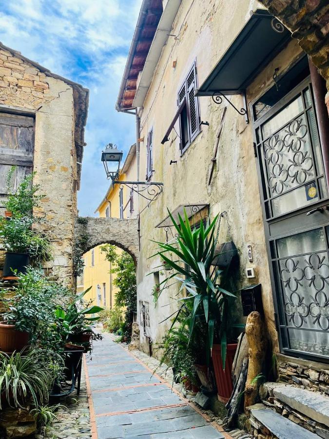 Ca' De Raffe' Apartamento Lingueglietta Exterior foto